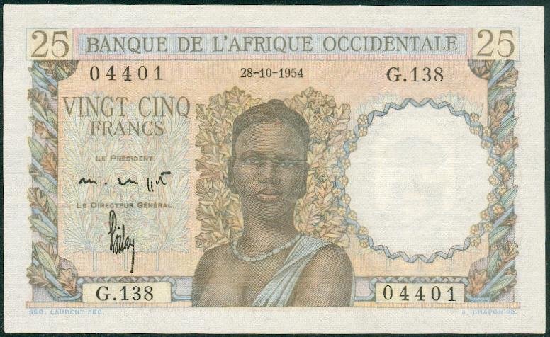 28/10/1954 Nouvelle numérotation. On repart avec un bloc de contrôle à 5 chiffres, certainement à partir de l’alphabet A130 / Renumbering with 5 figures in control block number, starting certainly at alphabet A130