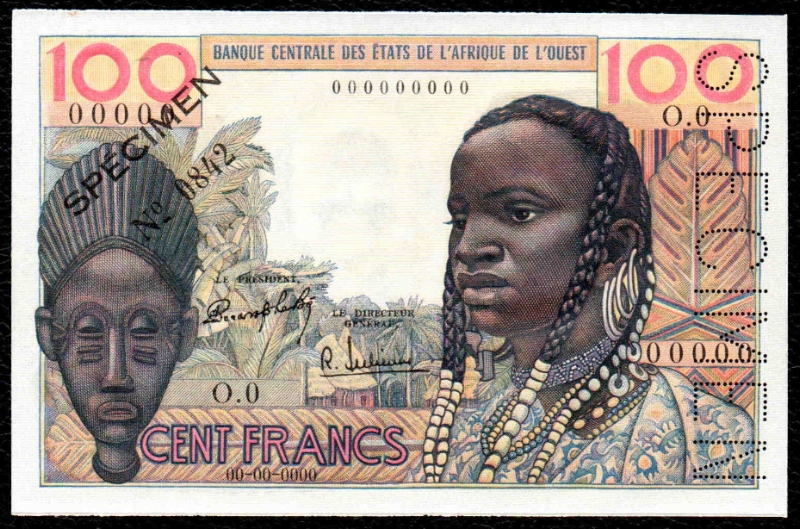 100F Spécimen