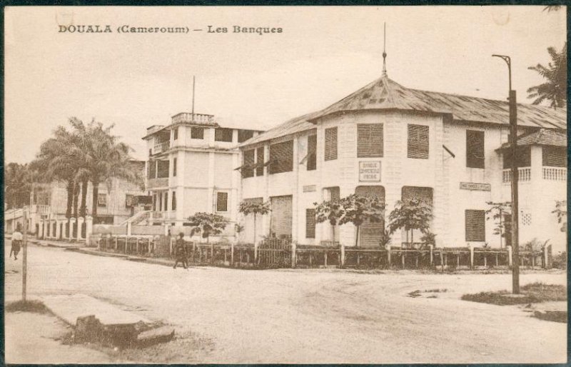 DOUALA (CAMEROUN) Les Banques. Oui mais lesquelles? / Banks. Yes but what banks?