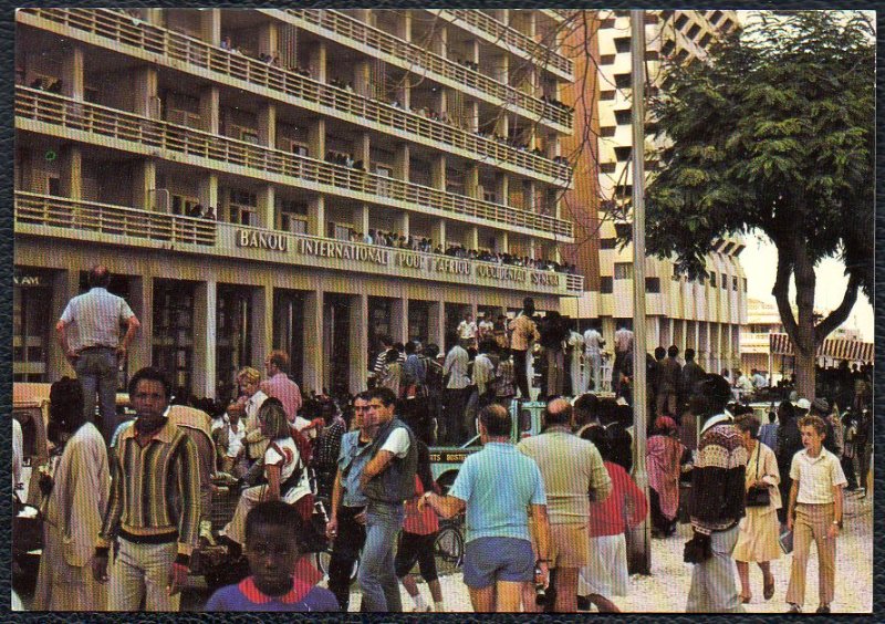 DAKAR (SENEGAL) Le même bâtiment BIAO à partir de 1965