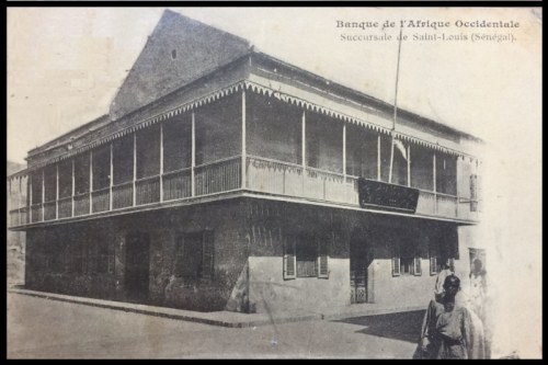 Les agences autrefois / Buildings